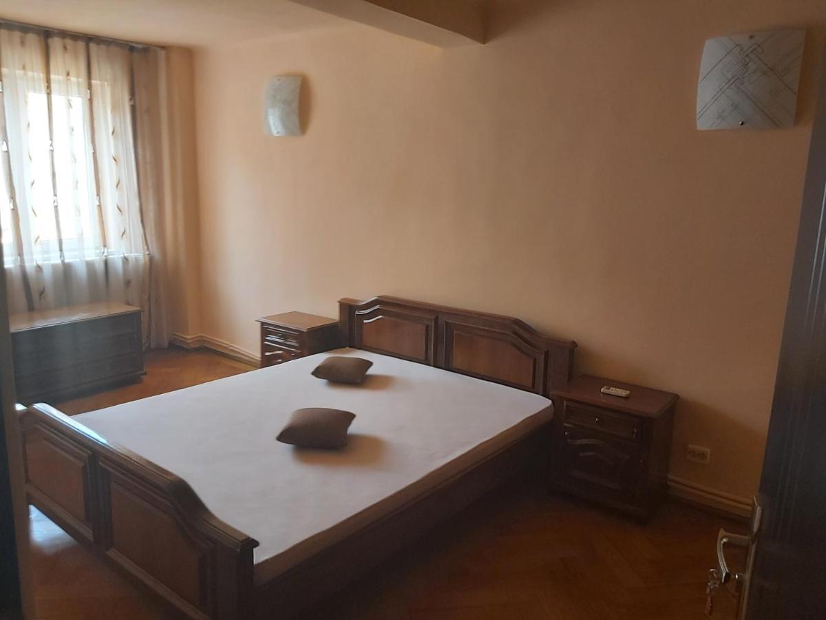 Kitty Apartament Apartment Bucharest Exterior photo